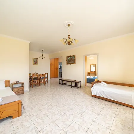 Kallithea & Apts Appartamento *