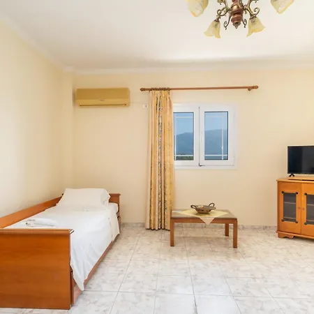 Kallithea & Apts *